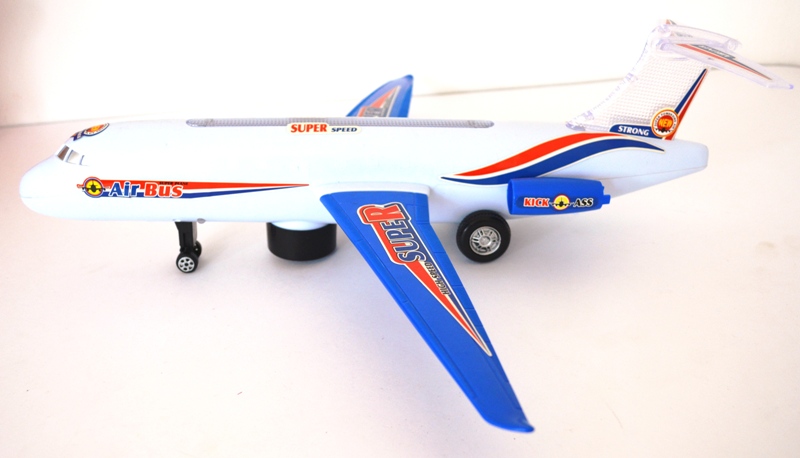Игрушка самолет Ту-134