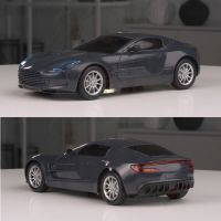 Игрушечная машинка Aston Martin One-77 - 21 см (динамо-инерция)